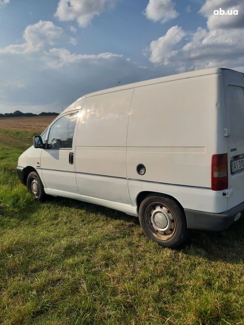 Fiat Scudo 2000 белый - фото 3