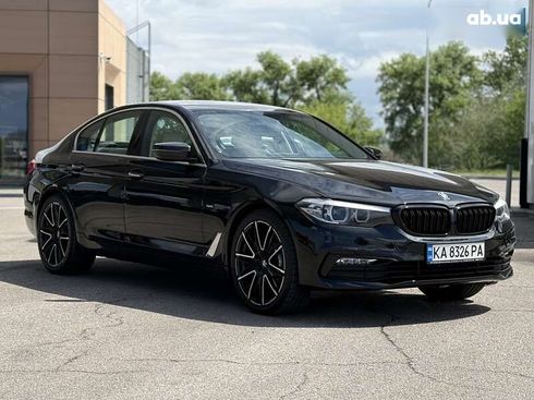 BMW 5 серия 2017 - фото 16
