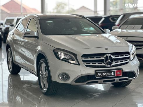 Mercedes-Benz GLA-Класс 2019 белый - фото 3