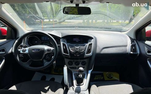 Ford Focus 2011 - фото 12