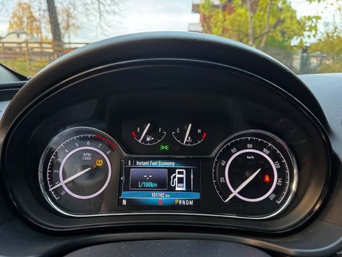 Buick Regal 2016 красный - фото 15