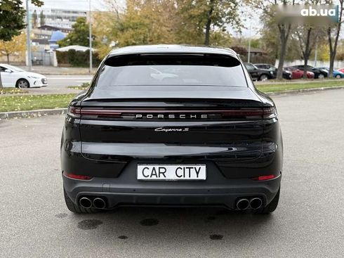 Porsche Cayenne Coupe 2024 - фото 6