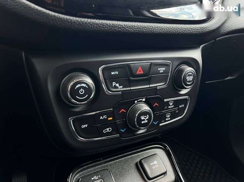 Jeep Compass 2019 - фото 19