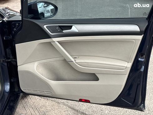 Volkswagen Golf 2015 синий - фото 26