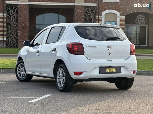 Dacia Sandero 2018 - фото 22
