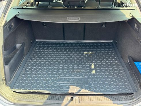 Volkswagen Passat 2015 серый - фото 25