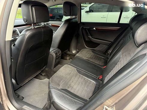 Volkswagen Passat 2011 - фото 11