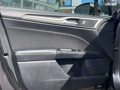 Ford Fusion 2017 - фото 18