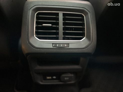 Volkswagen Tiguan 2017 серый - фото 25
