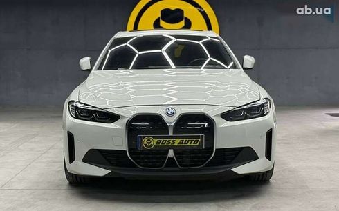 BMW i4 2022 - фото 2