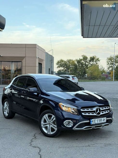 Mercedes-Benz GLA-Класс 2017 - фото 3