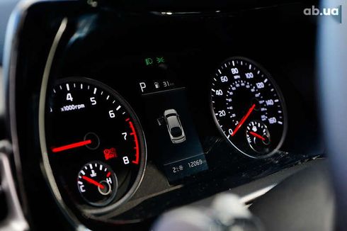 Kia K5 2021 - фото 30