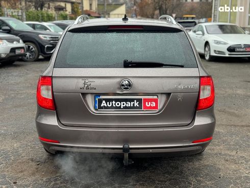 Skoda Superb 2010 фиолетовый - фото 14