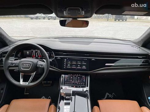 Audi RS Q8 2021 - фото 14