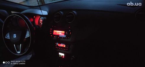 SEAT Ibiza 2011 - фото 11