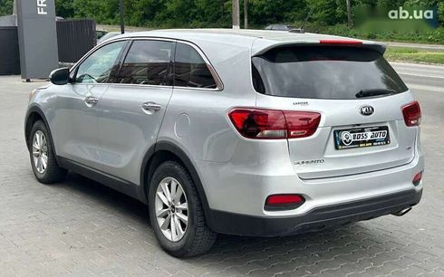 Kia Sorento 2019 - фото 3