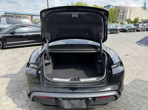 Porsche Taycan 2021 - фото 19