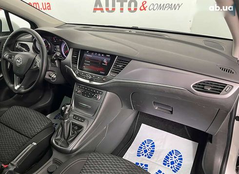 Opel Astra 2016 - фото 15