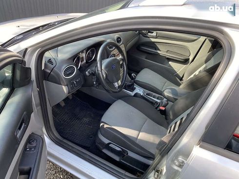 Ford Focus 2009 - фото 25