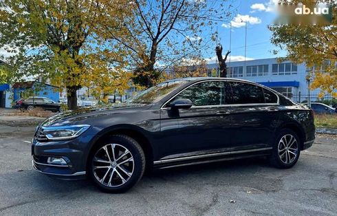 Volkswagen Passat 2019 - фото 13