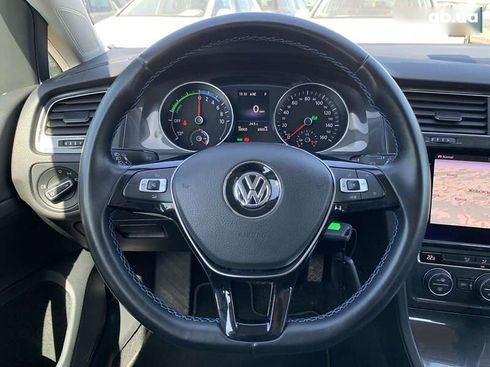 Volkswagen e-Golf 2020 - фото 18