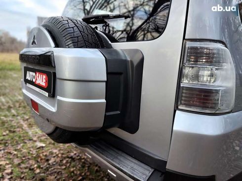 Mitsubishi Pajero Wagon 2008 - фото 20