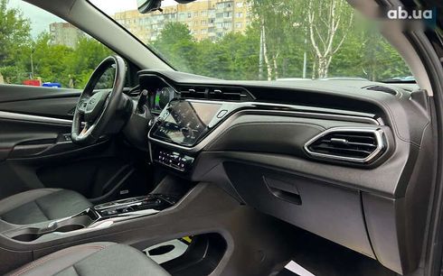 Chevrolet Bolt 2023 - фото 10