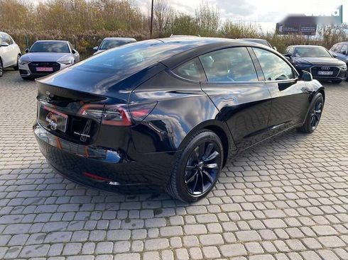 Tesla Model 3 2022 - фото 8