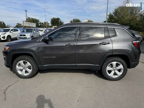 Jeep Compass 2021 - фото 9