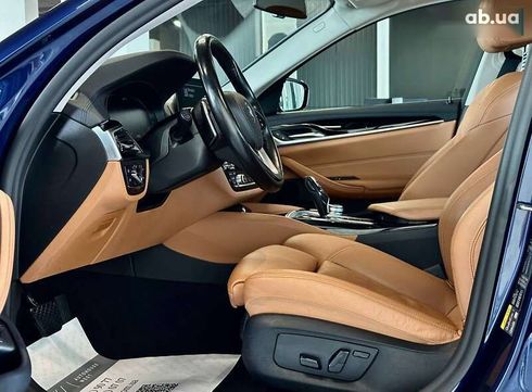 BMW 5 серия 2019 - фото 10