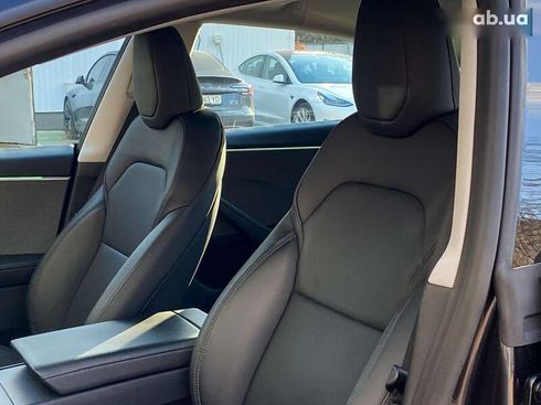 Tesla Model 3 2024 - фото 13
