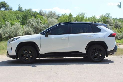 Toyota RAV4 2019 - фото 15