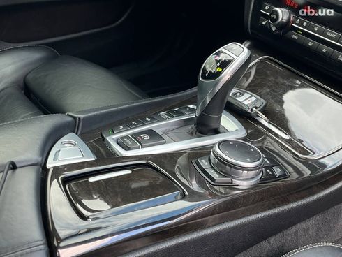 BMW 5 серия 2016 серый - фото 33