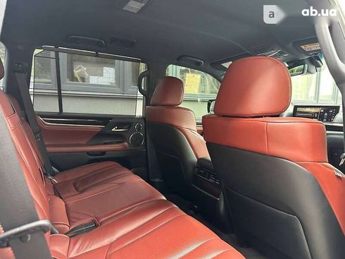 Lexus LX 2019 - фото 20