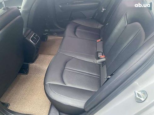 Kia K5 2017 - фото 8