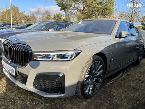 BMW 7 серия 2022 - фото 21