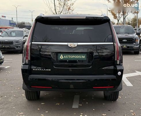 Cadillac Escalade 2015 - фото 8