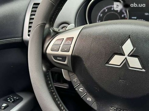 Mitsubishi Outlander 2012 - фото 25