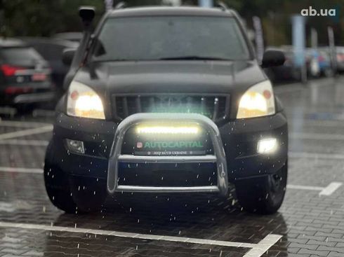 Toyota Land Cruiser Prado 2004 - фото 3