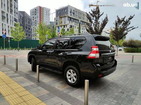 Toyota Land Cruiser Prado 2013 - фото 11