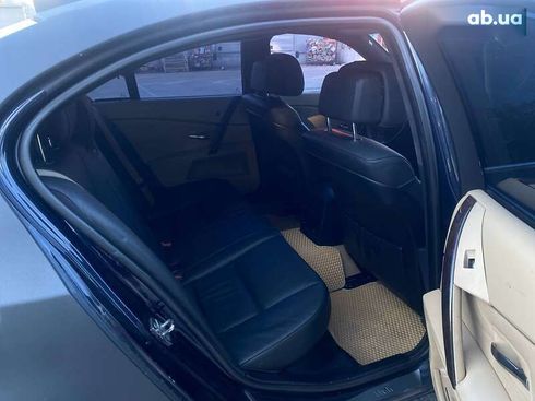 BMW 5 серия 2004 - фото 15