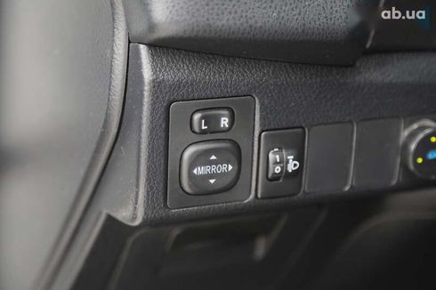Toyota Corolla 2013 - фото 18