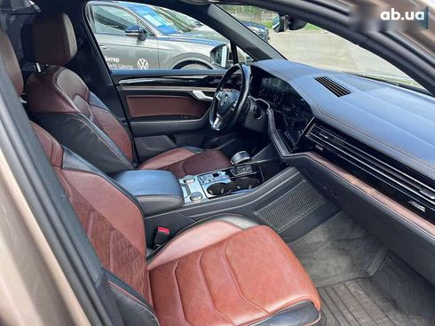 Volkswagen Touareg 2019 - фото 29