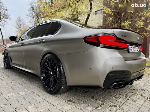 BMW 5 серия 2021 - фото 21