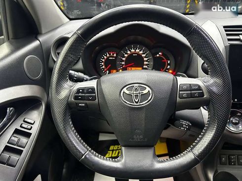 Toyota RAV4 2012 - фото 12