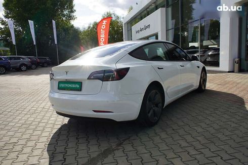 Tesla Model 3 2022 - фото 5