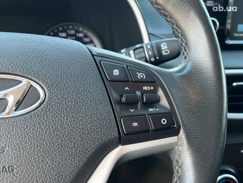 Hyundai Tucson 2018 бежевый - фото 35