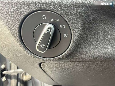 Volkswagen Jetta 2022 - фото 18