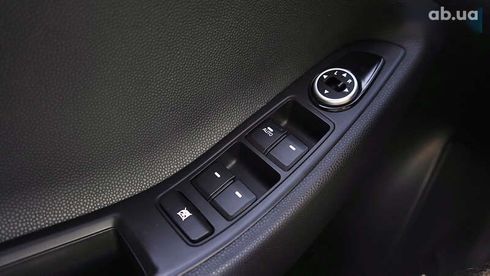 Hyundai i20 2016 - фото 24