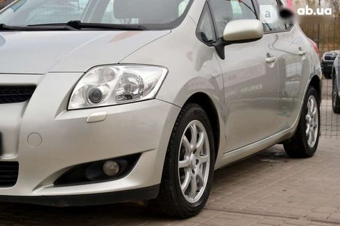 Toyota Auris 2009 - фото 11